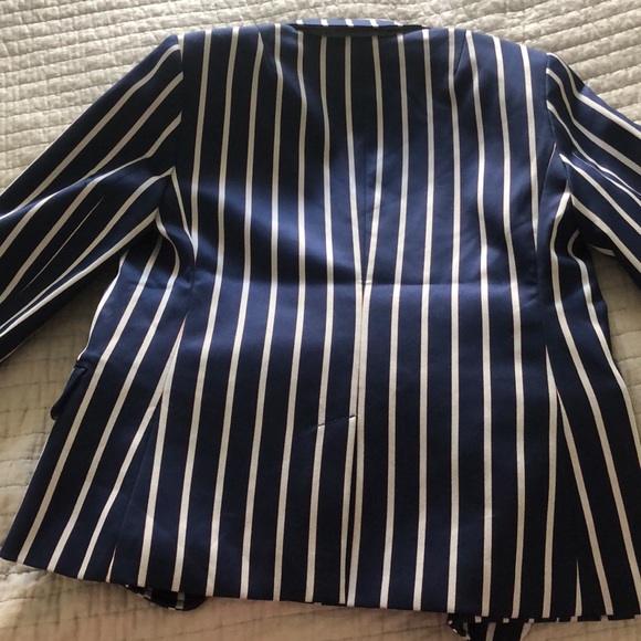 NEVER WORN WITH TAG double breasted stripe blazer - Picture 7 of 8